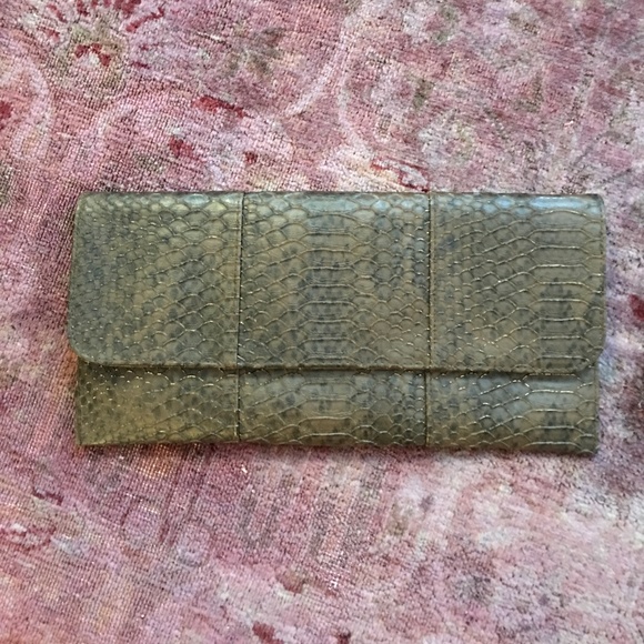 Dark Brown Metallic Snakeskin Clutch Vegan - Picture 1 of 3